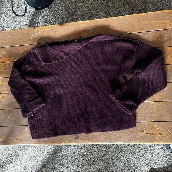Vince Burgundy Asymmetrical Cashmere Sweater - Picture 3 of 10